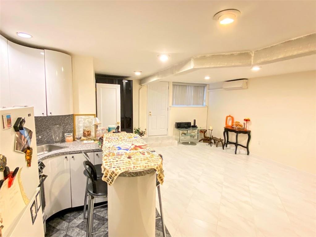 Single Family Avenue Y  Brooklyn, NY 11235, MLS-497580-20