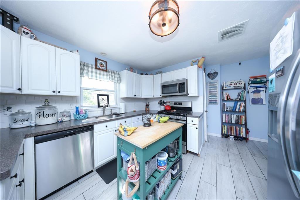 Single Family Pleasant Plains  Staten Island, NY 1309, MLS-497583-10