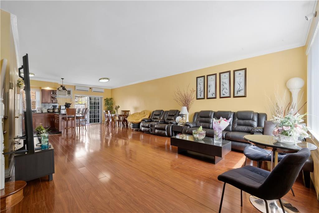 Single Family Avenue Y  Brooklyn, NY 11235, MLS-497636-5