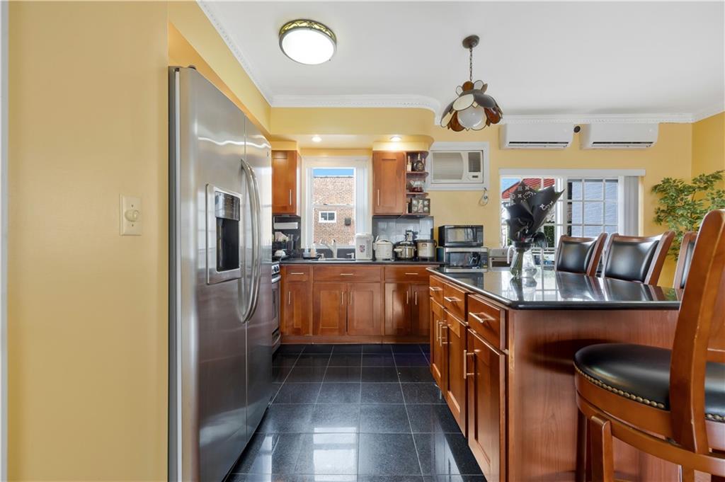 Single Family Avenue Y  Brooklyn, NY 11235, MLS-497636-9