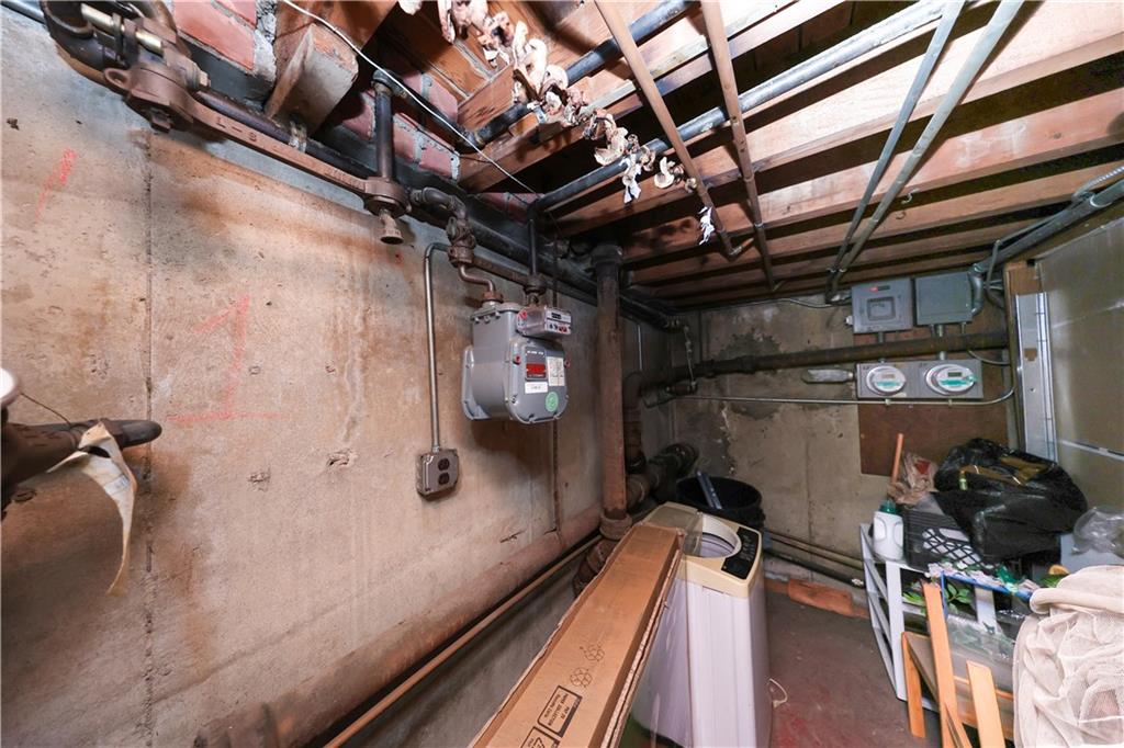 Two Family Burnett  Brooklyn, NY 11229, MLS-497711-38