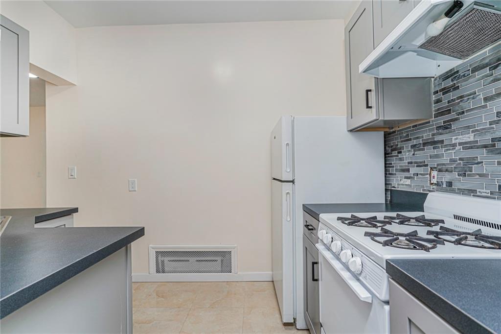 Three Family Brighton 1st  Brooklyn, NY 11235, MLS-497749-12