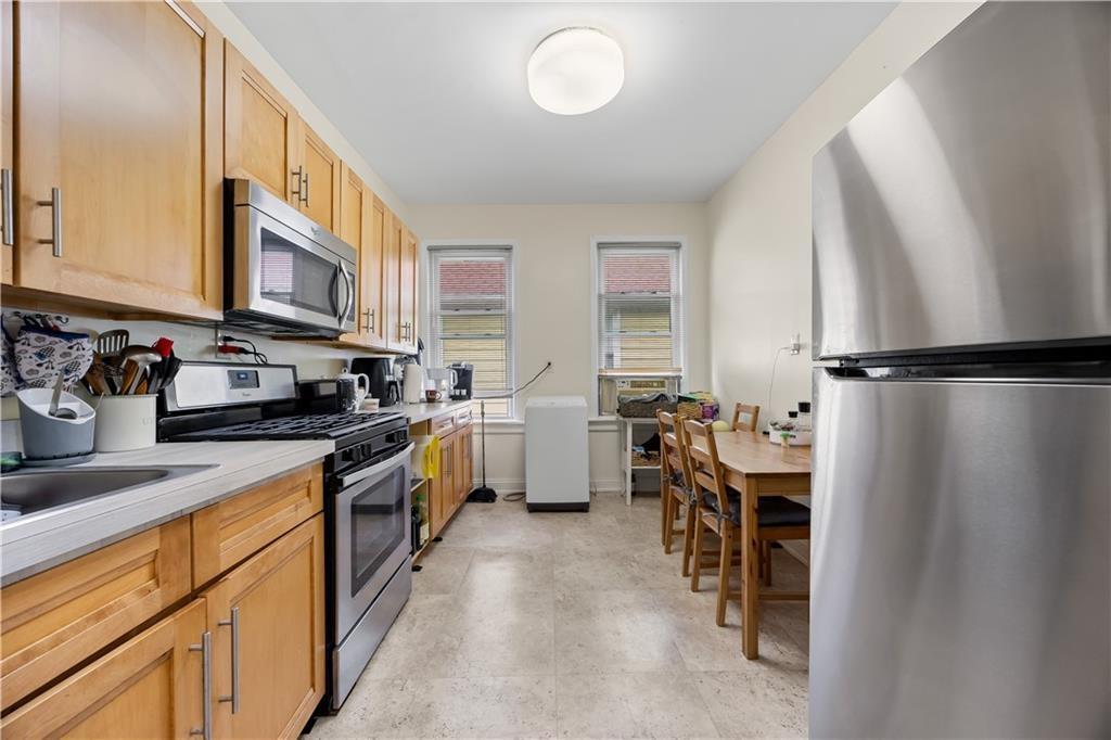 Two Family Oceanic  Brooklyn, NY 11224, MLS-497810-29