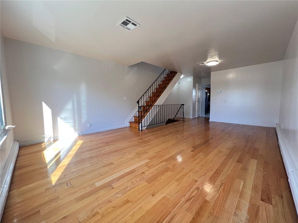 Single Family Buel  Staten Island, NY 10305, MLS-497818-6