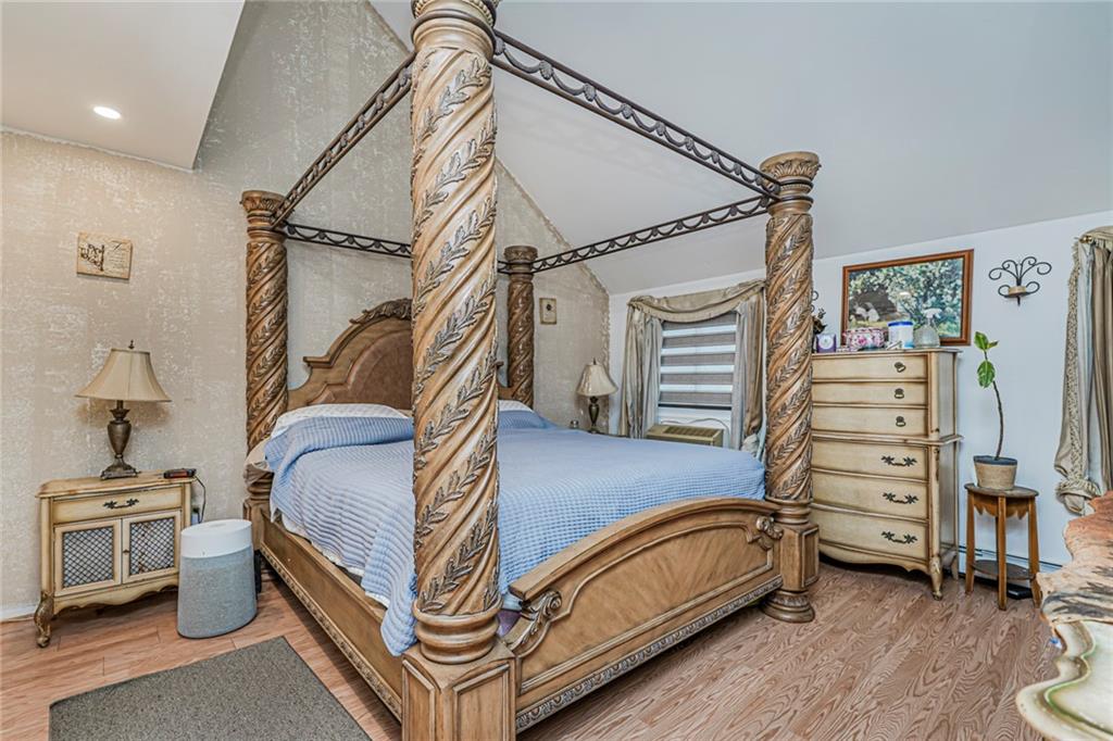 Single Family Clark  Staten Island, NY 10304, MLS-497840-9