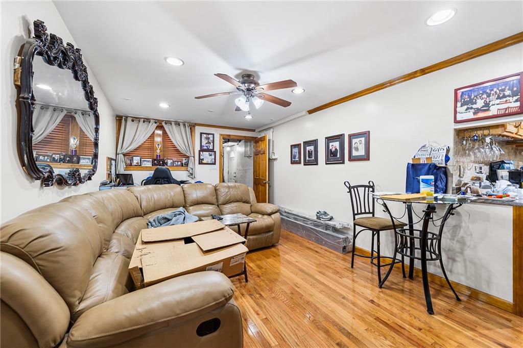 Single Family Avenue B  Brooklyn, NY 11236, MLS-497850-16