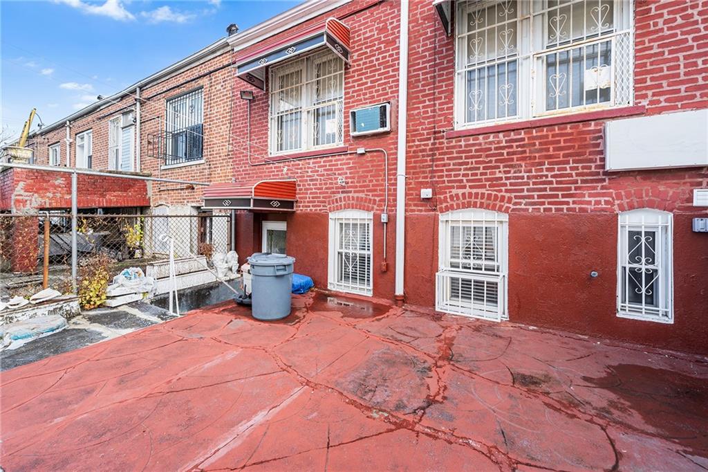 Single Family Avenue B  Brooklyn, NY 11236, MLS-497850-29