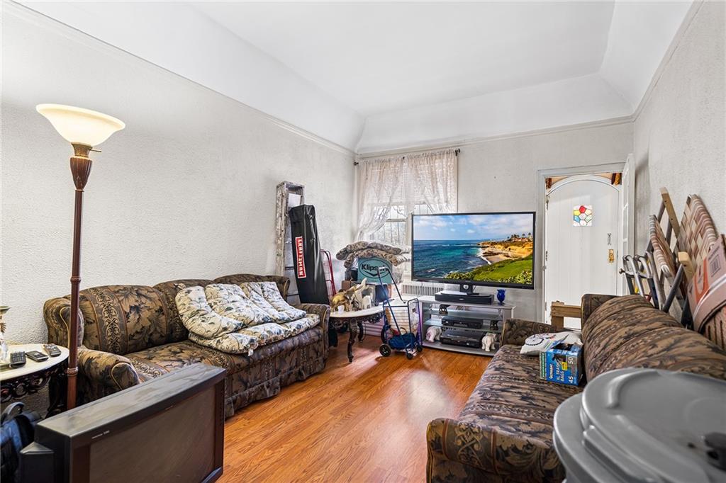 Single Family Avenue B  Brooklyn, NY 11236, MLS-497850-6