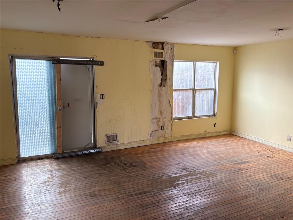 Single Family Neptune  Brooklyn, NY 11224, MLS-497970-4